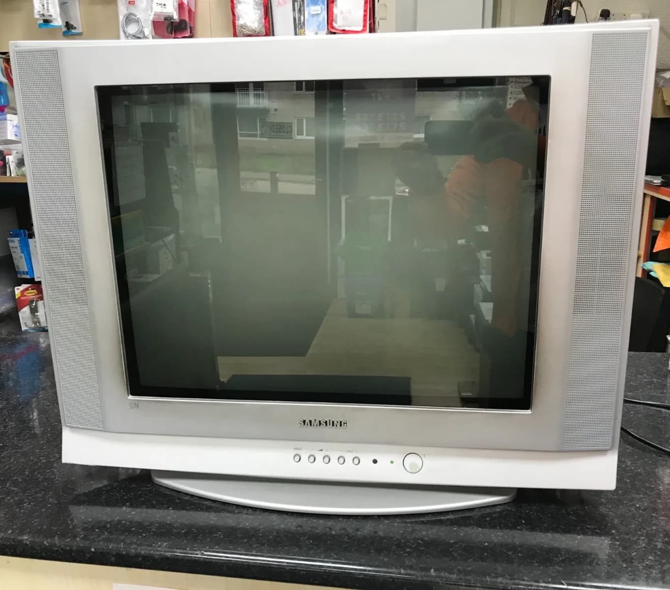 SAMSUNG FLAT PANEL CRT CW-21Z423N TV COLLECTION ONLY 21" RETRO RARE TV