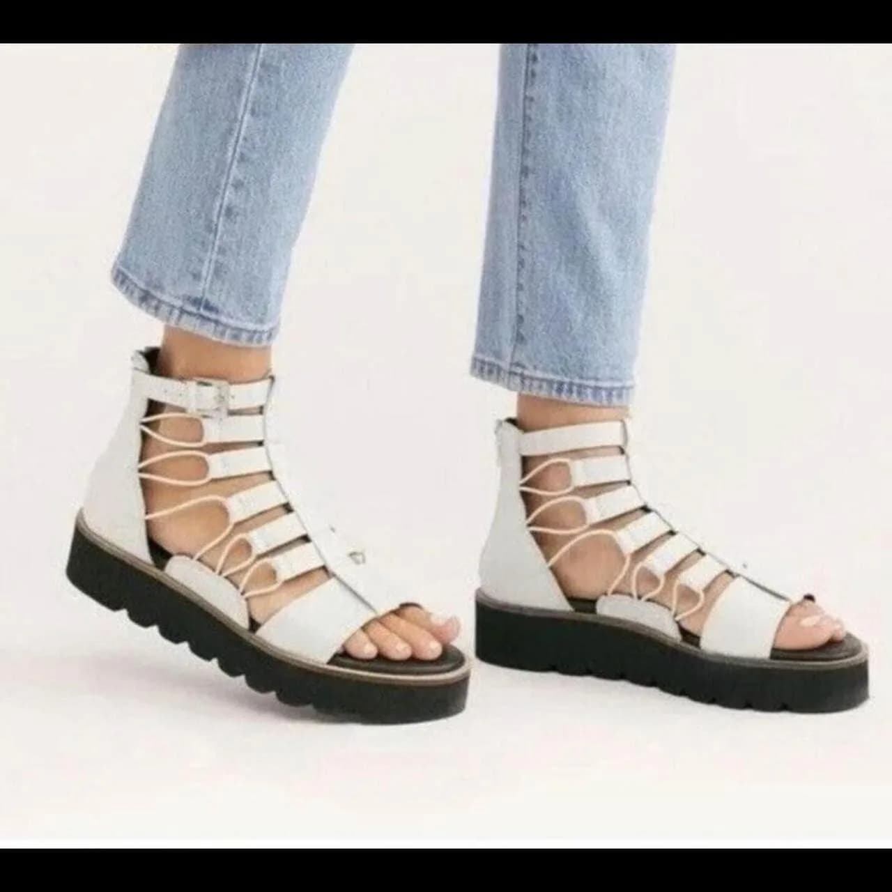 Free People Women's Off White SUnrise FLatform Sandals rrp $128.00 EU 39 UK 6