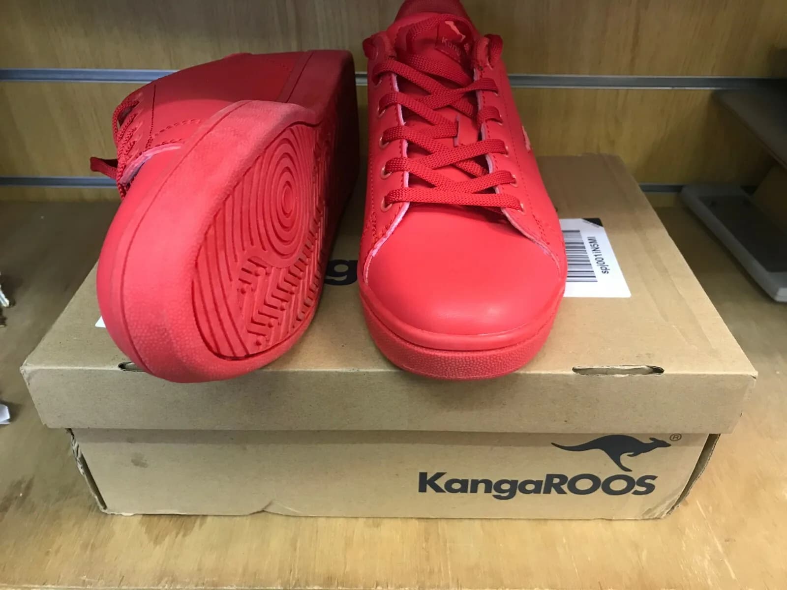 KangaROOS K-Class-x Fg, Men’s Low-Top Red Trainers Sneakers UK 6