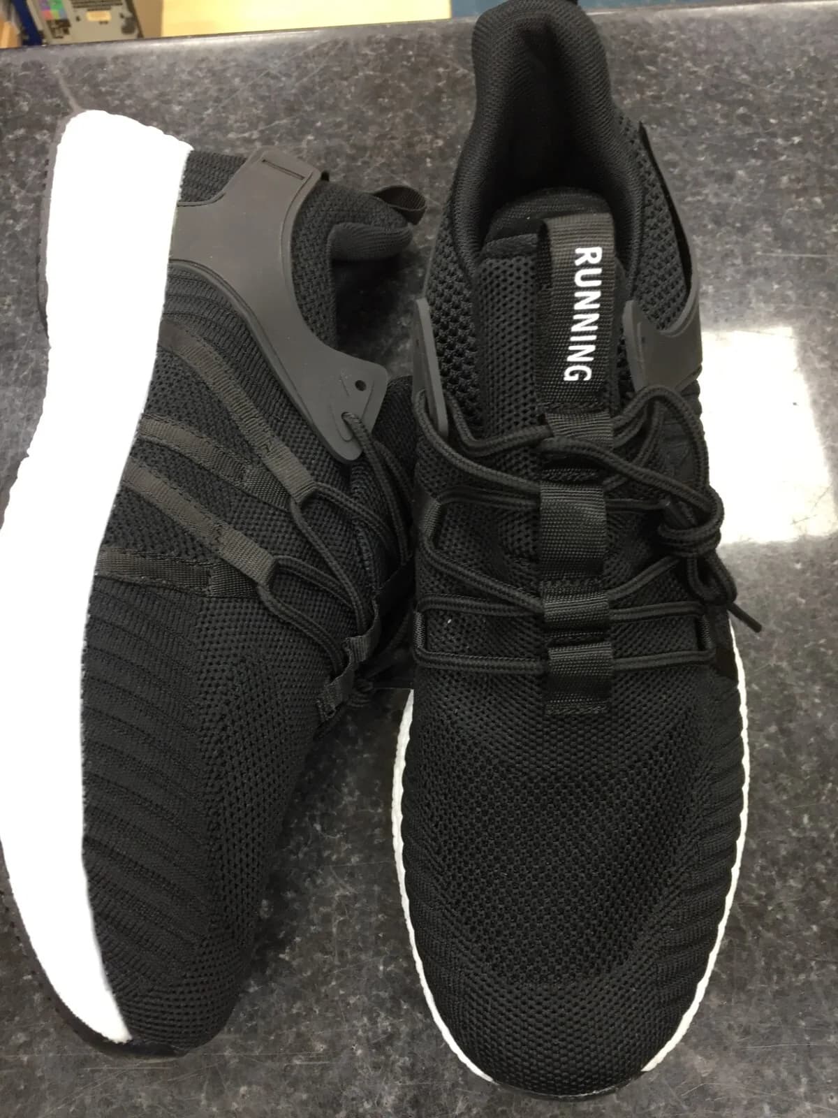 MEN'S Lightweight Walking Shoes Lace Up Sneakers Mesh Go Running Trainers Black