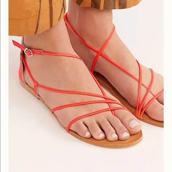 WOMENS FREE PEOPLE VALENCIA STRAPPY SANDAL CORAL FLAT EU 38 UK 5.5
