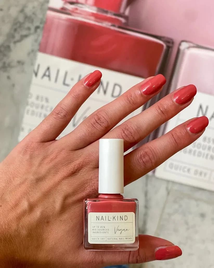 NAIL.KIND NAILKIND NAIL POLISH PINK VEGAN 85ML GLOSSY PEACHY BOOTY