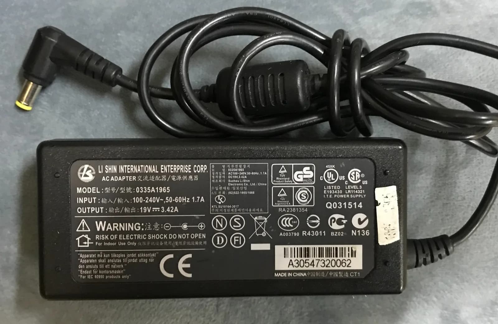Genuine Li-Shin 0335A1965 19V 3.42A 65W AC Adapter Power Lead