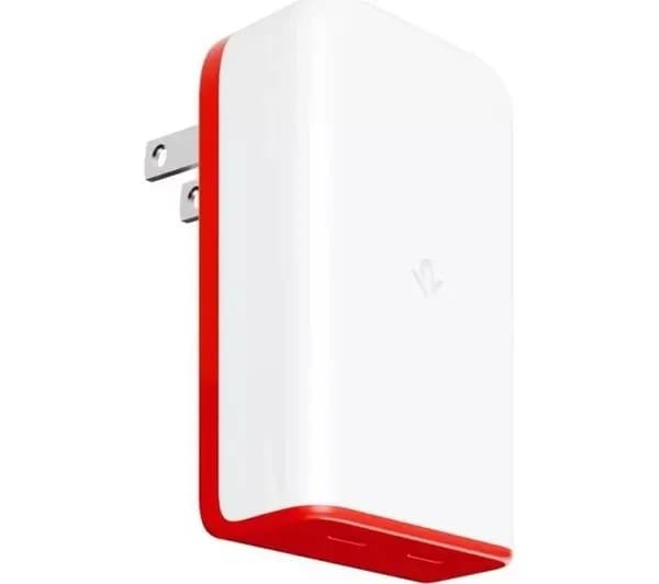Twelve South - PlugBug Travel 50W 2 Port USB-C International Wall Charger