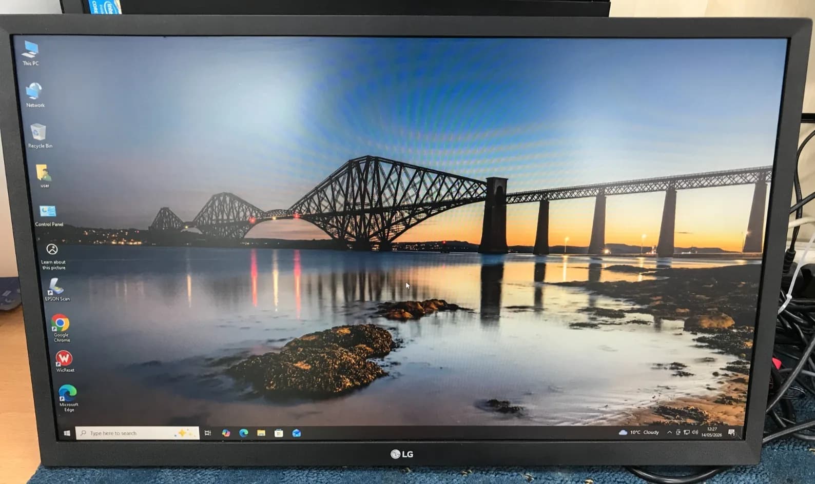 LG 24" FHD IPS Monitor HDMI VGA No Stand Full HD Display