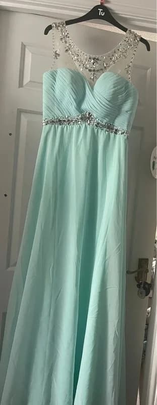 Green bridesmaid/formal dress size 8 uk