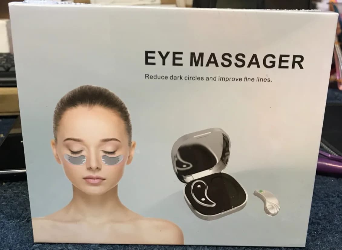 SKIN CARE EYE MASSAGER BRAND NEW BOXED
