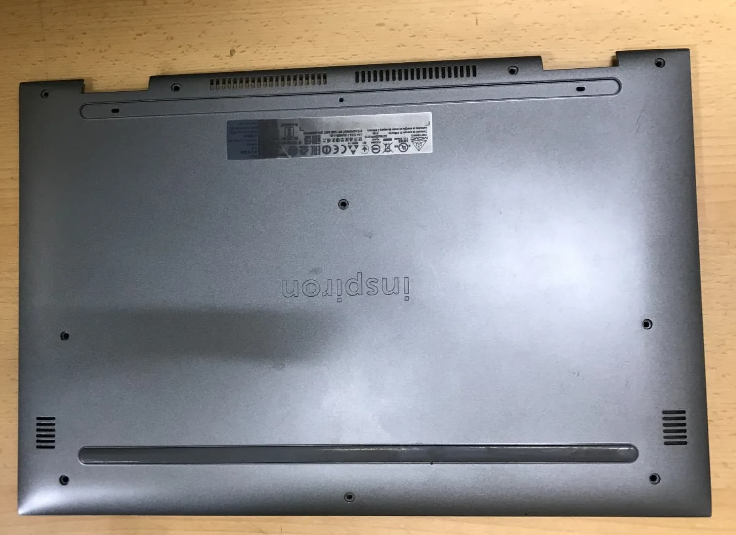 Dell Inspiron 15 5578 2-in-1 Laptop bottom base cover