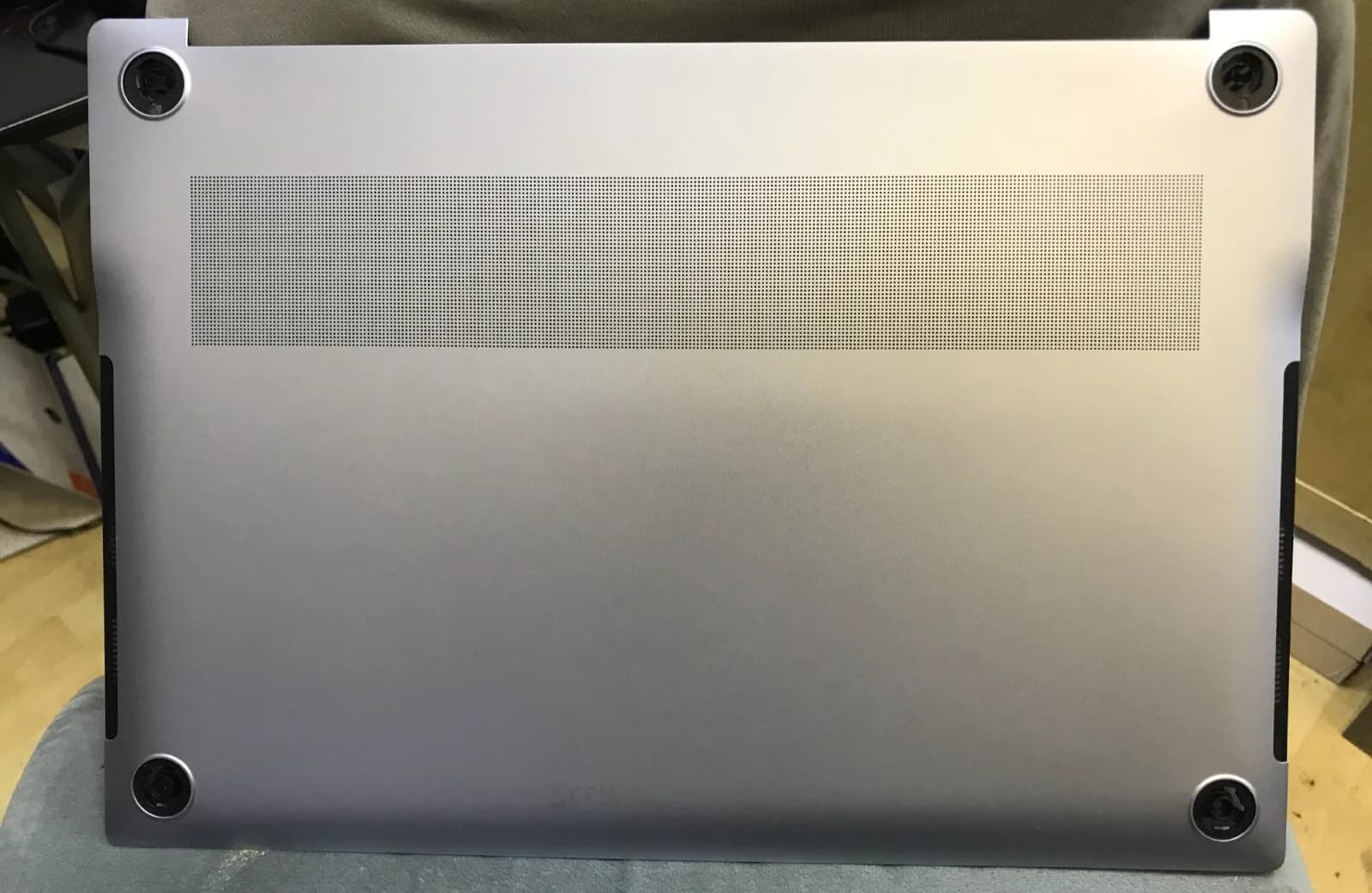 Genuine Samsung Galaxy Book 4 Edge NP960XMB Bottom Cover / Base Cover New Silver