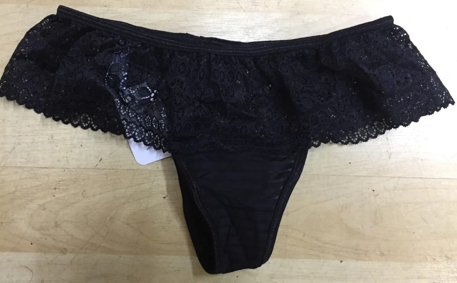Wolbar Sexy Lace Thong G-String Womens Underwear Strings Knickers WB92 Black s