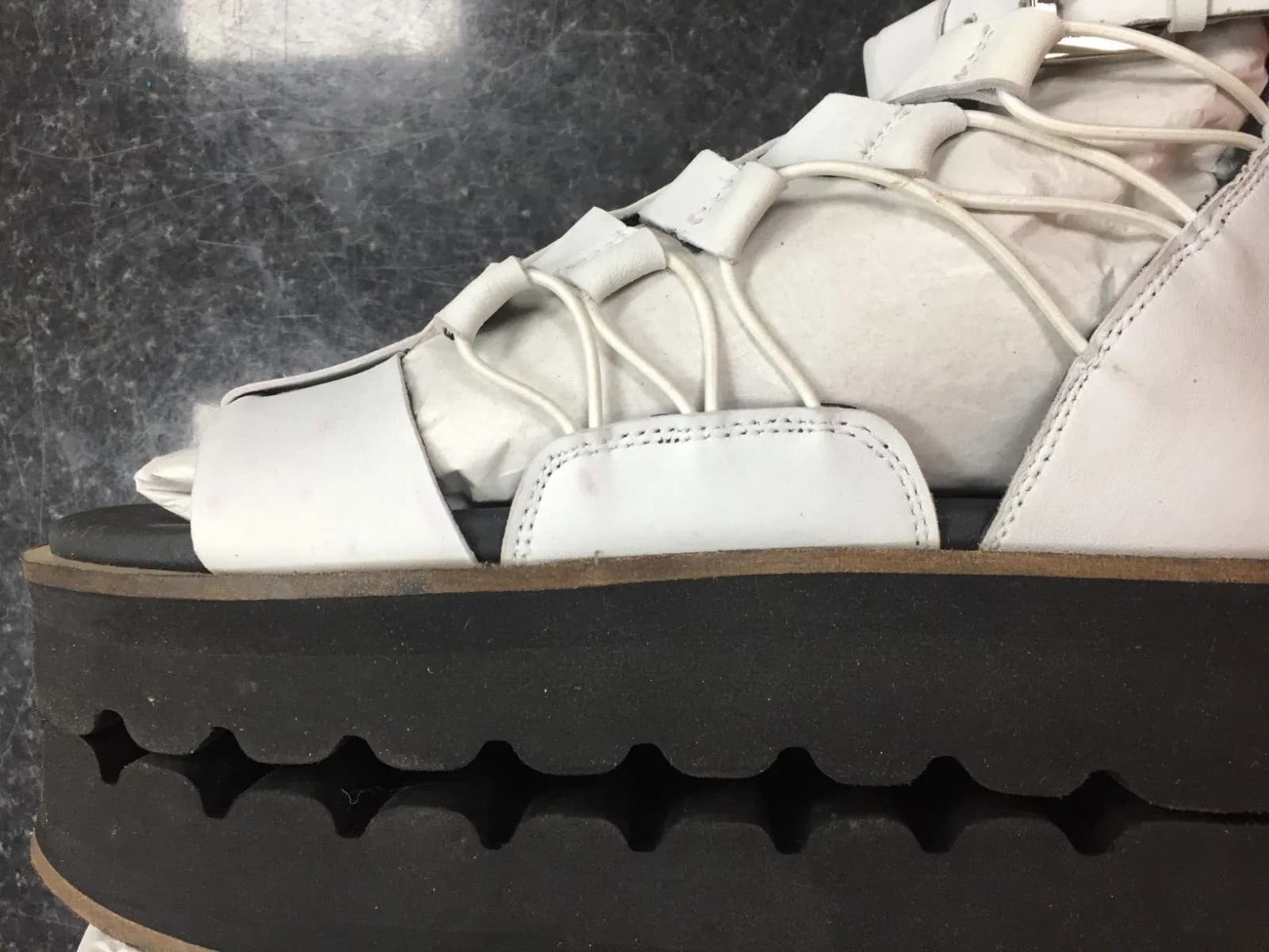 Free People Women's Off White SUnrise FLatform Sandals rrp $128.00 EU 39 UK 6