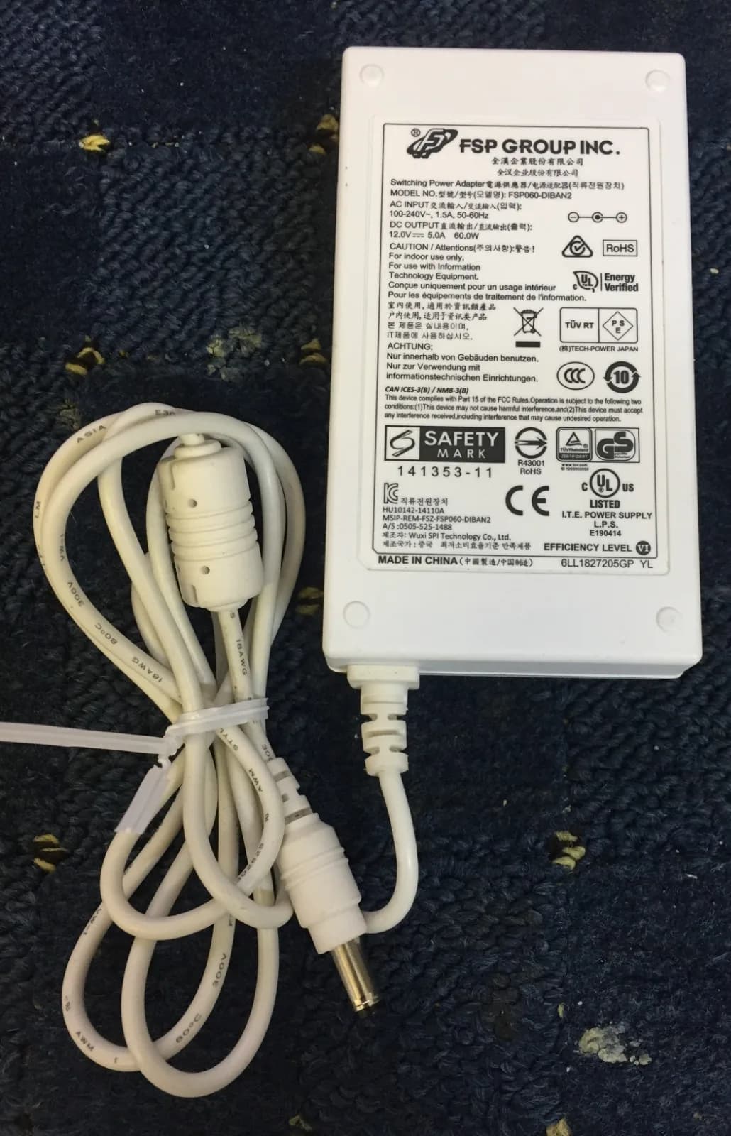 FSP Group FSP060-DIBAN2 Switching Power Adapter 12v 5a 60w
