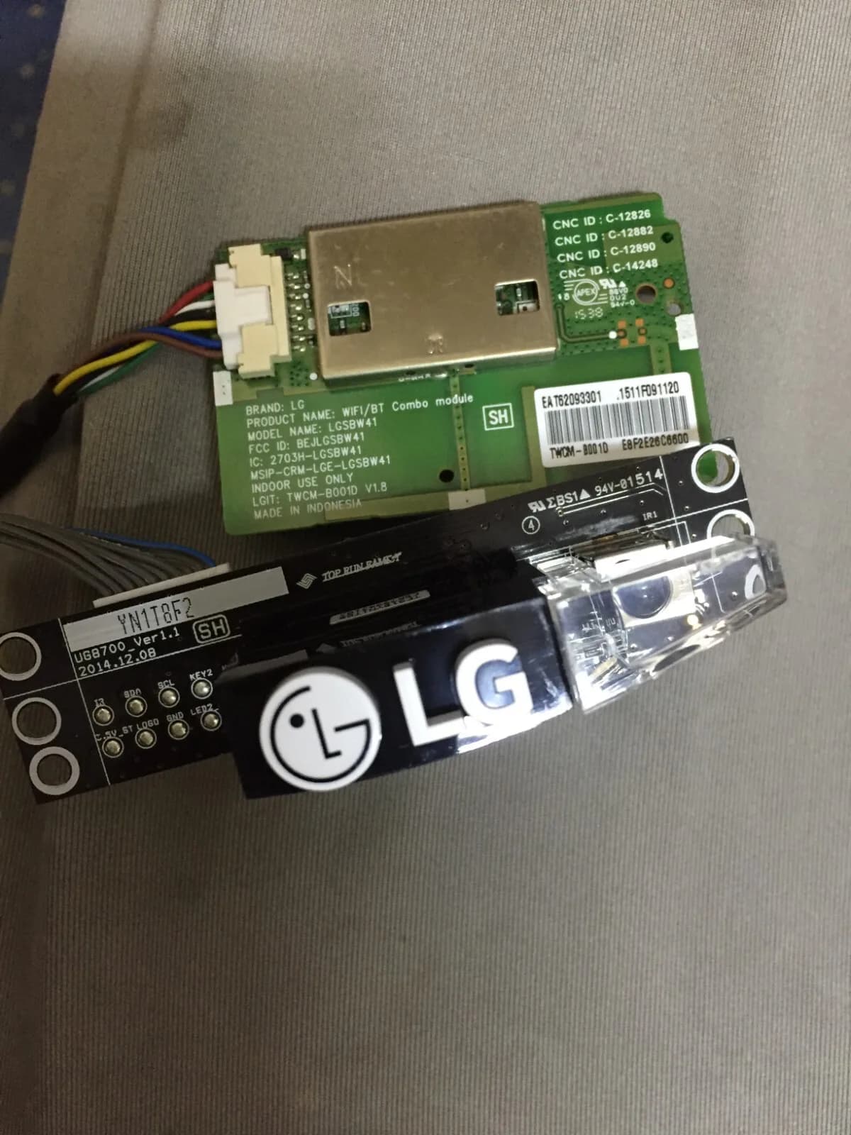 LG 55UG870V TV WIFI CARD MODULE & POWER BUTTON