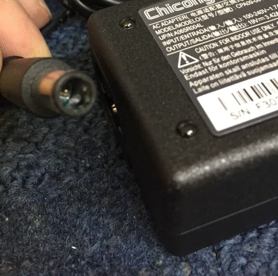 Genuine Original Chicony 19V 3.42A 65W AC Adapter Power Supply CPA09-004B