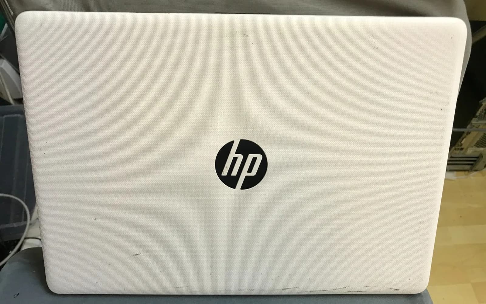 HP Notebook 14-dg0525sa White Screen assembly complete