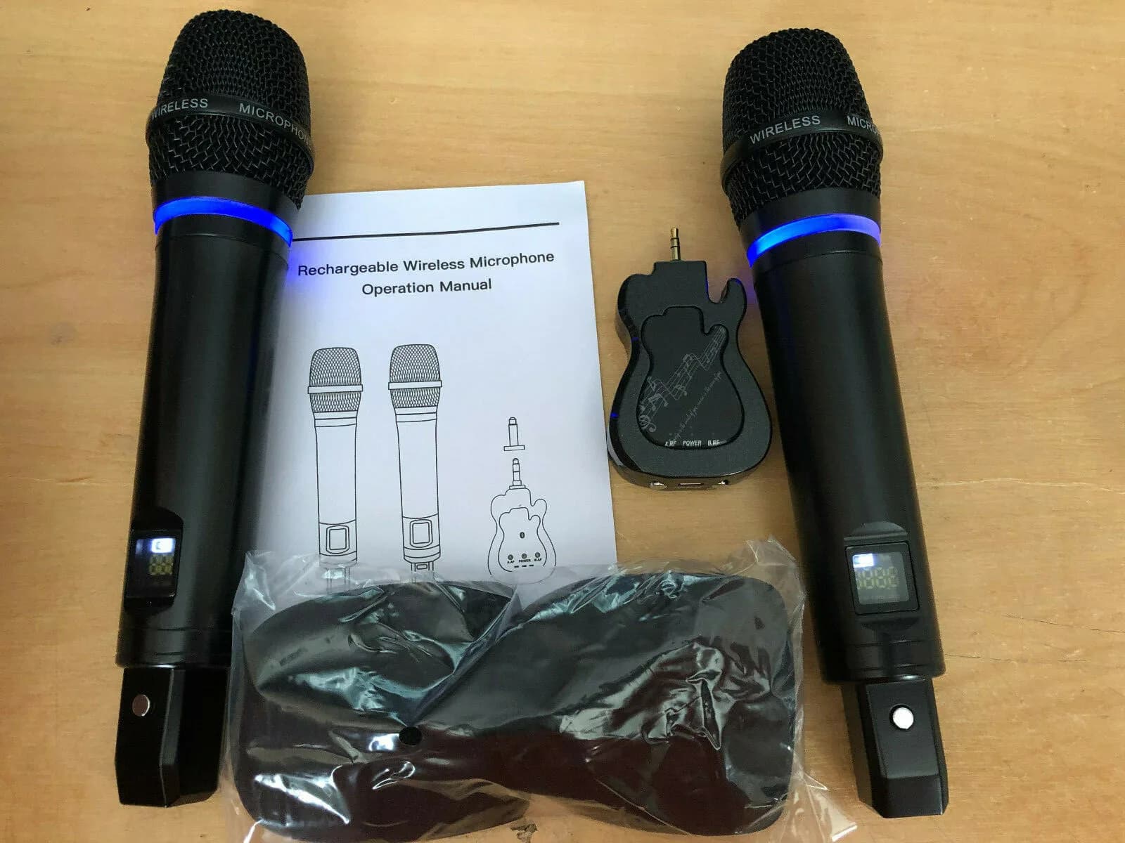 PROFESSIONAL MICROPHONE SYSTEM DUAL DIGITAL DISPLAY